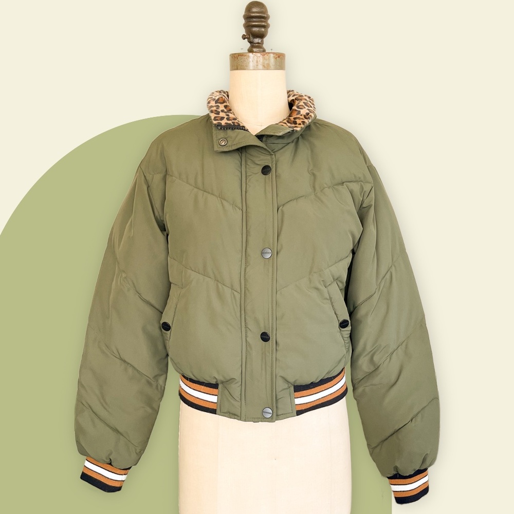 Sanctuary Alpine Puffer Jacket in Green and Cheetah